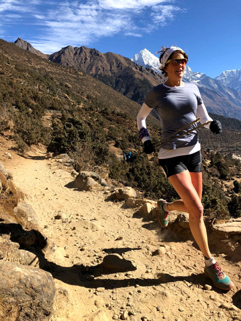 Running between Namche and Thame.jpg