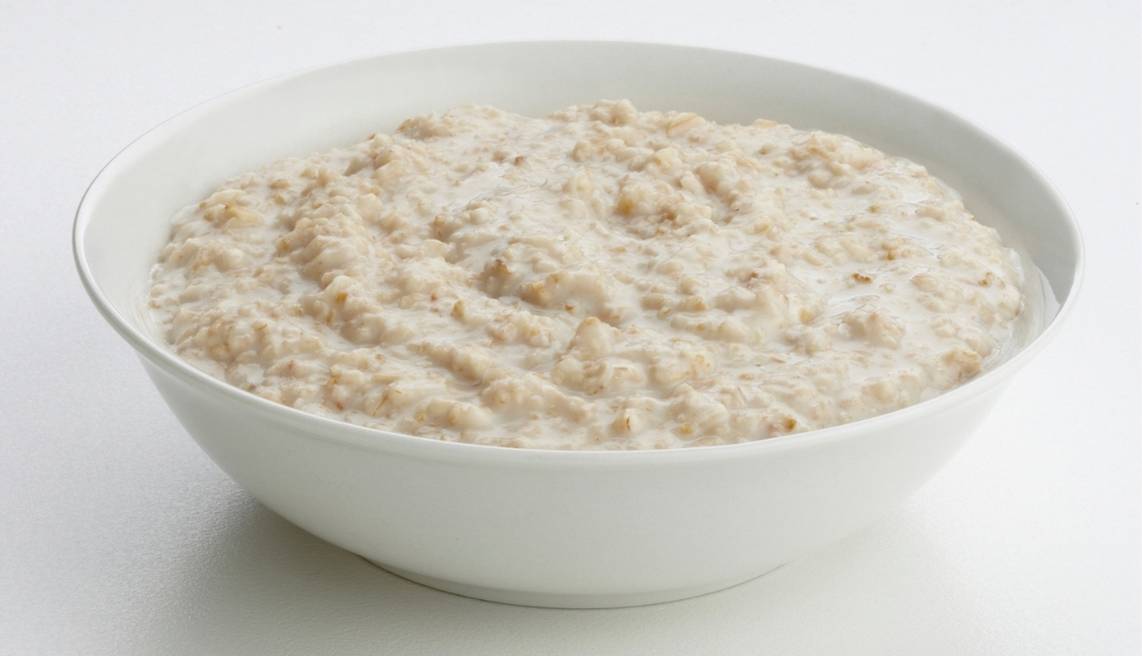 Bowl of porridge to illustrate CHO ingestion supports gut function